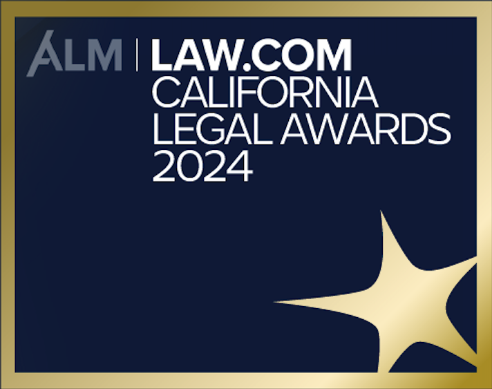 Ganador del premio "Líder Distinguido" en los California Legal Awards (2024).