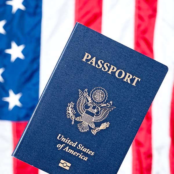 Applying for U.S. citizenship: Eligibility, document checklists, and naturalization steps